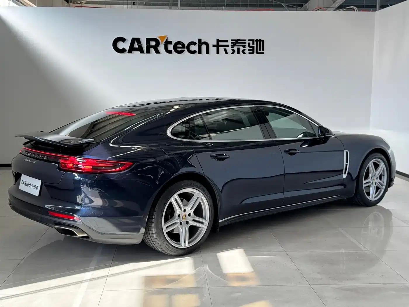 2017 Panamera 4 Executive Long Wheelbase 3.0T — миниатюра 4