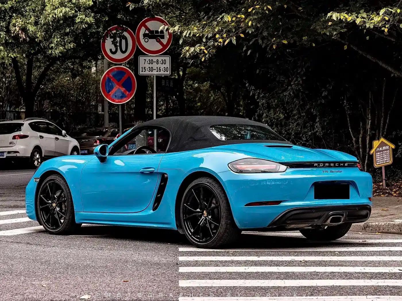 2018 Porsche 718 Boxster 2.0T — миниатюра 3