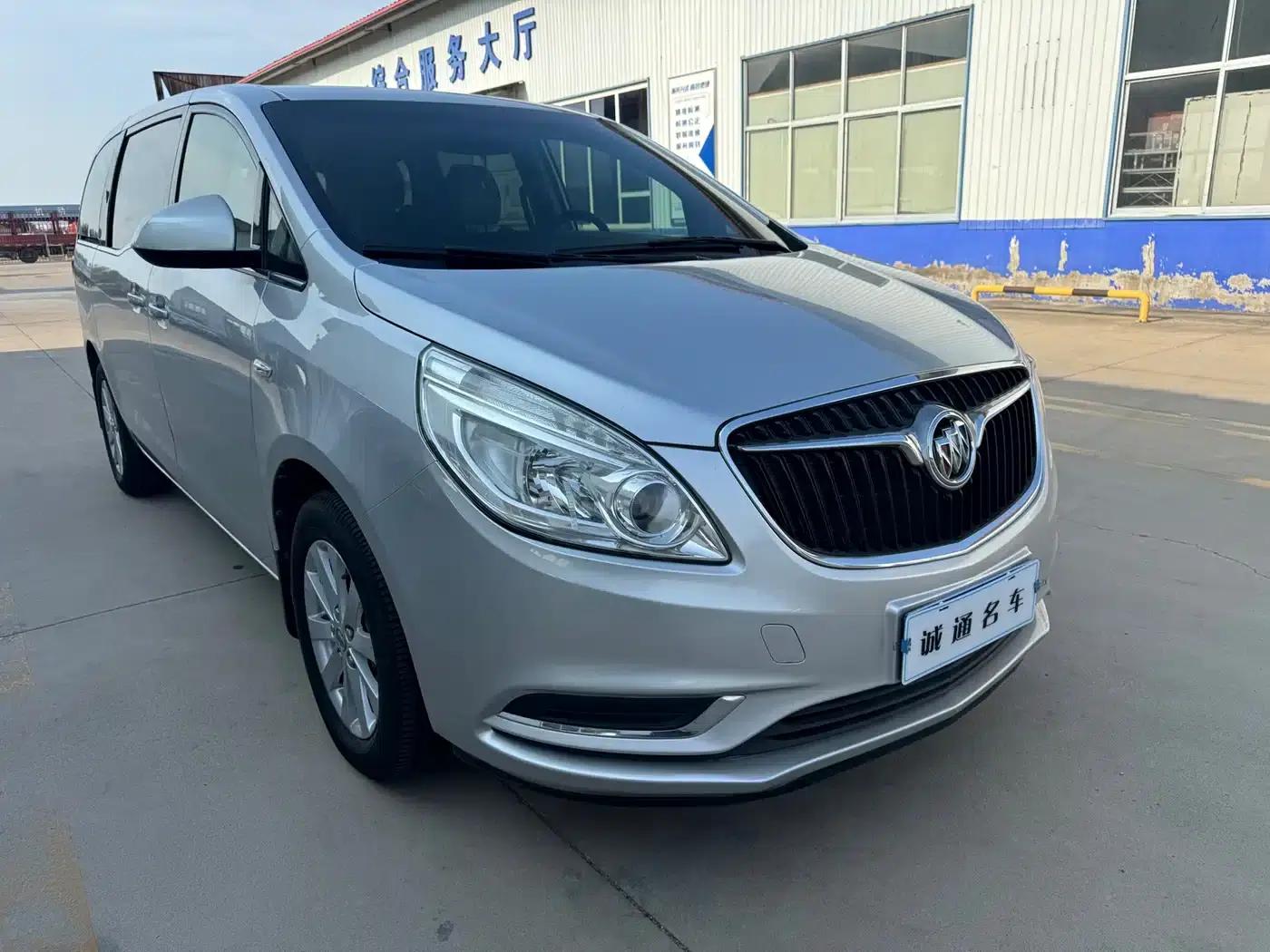 Buick GL8 2013 2.4L LT Luxury Business Executive Edition — миниатюра 3