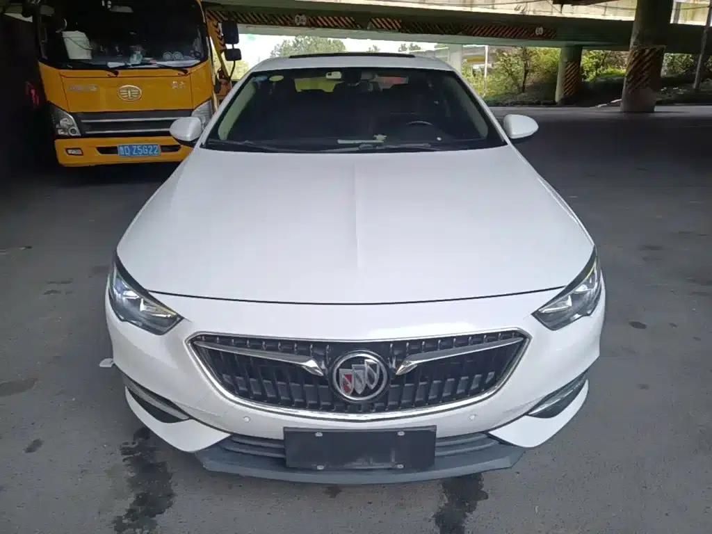 Buick Regal 2017 20T Luxury — миниатюра 3