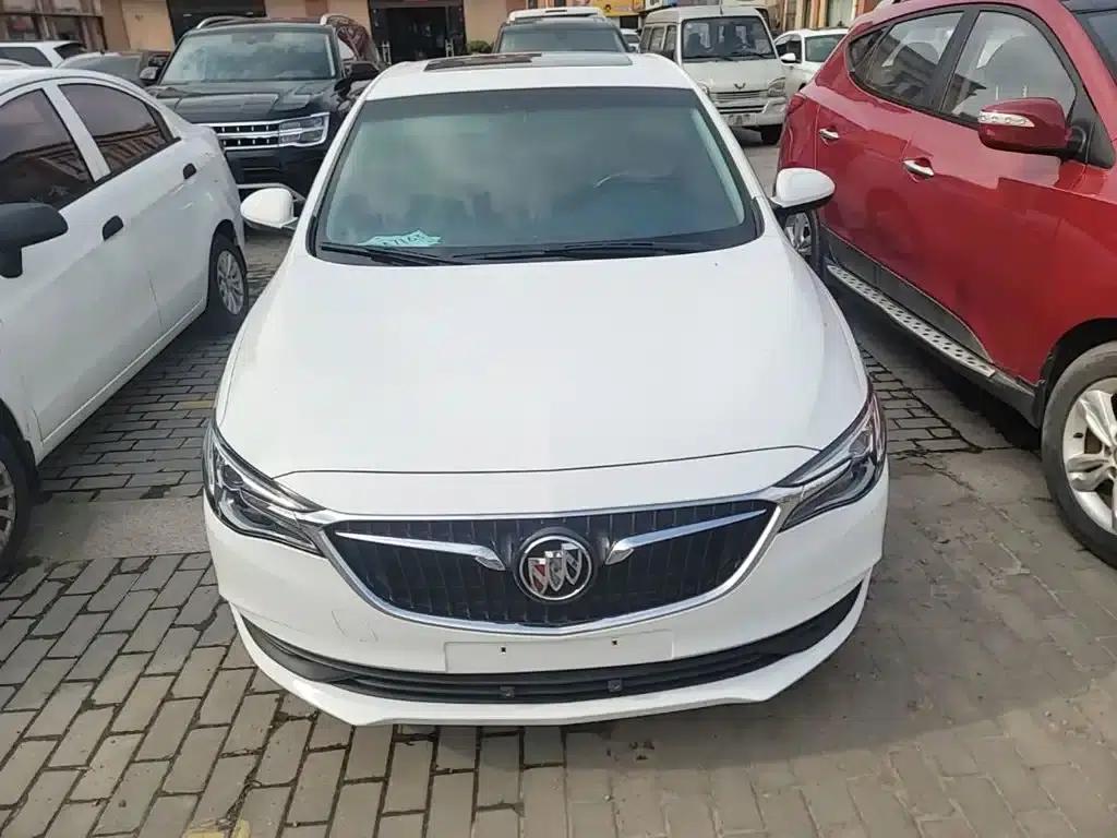 Buick Excelle 2021 Facelift Classic 1.5L Automatic Elite — миниатюра 3