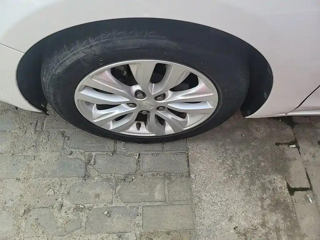 Buick Excelle 2021 Facelift Classic 1.5L Automatic Elite — миниатюра 23
