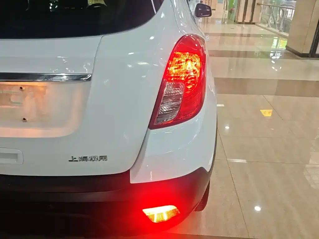 2015 Buick Encore 1.4T Automatic 2WD Urban Elite — миниатюра 8