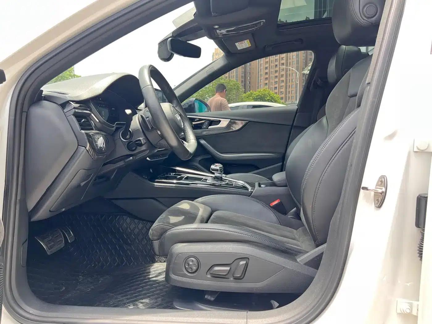 Audi A4L 2023 45 TFSI quattro Premium Dynamic Edition — миниатюра 14