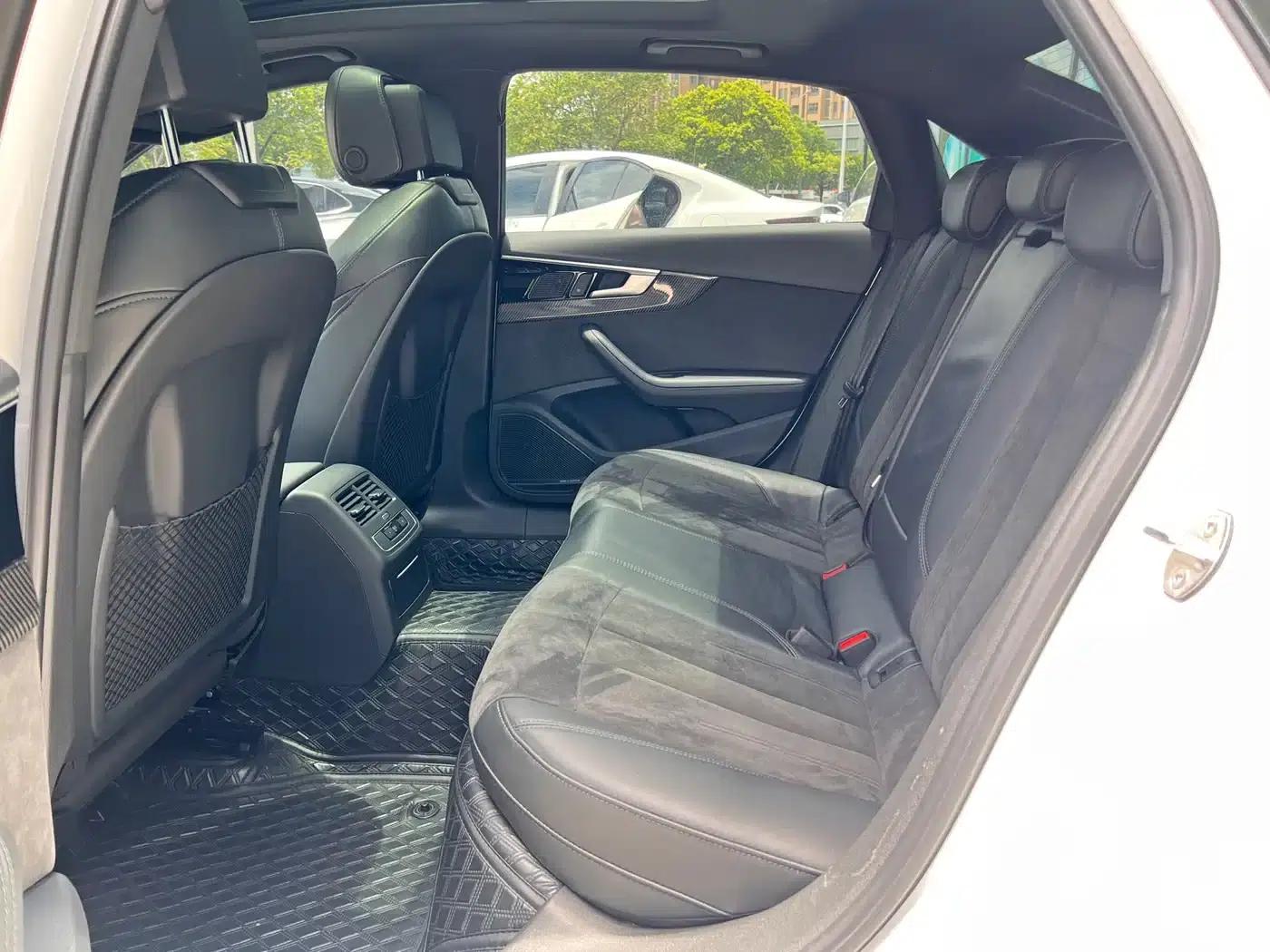 Audi A4L 2023 45 TFSI quattro Premium Dynamic Edition — миниатюра 18