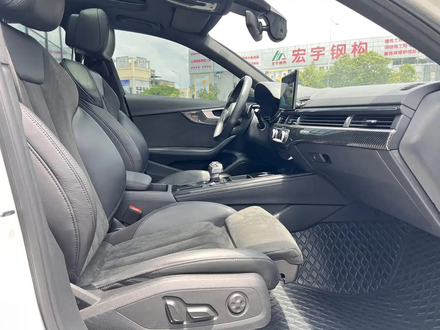 Audi A4L 2023 45 TFSI quattro Premium Dynamic Edition — миниатюра 20