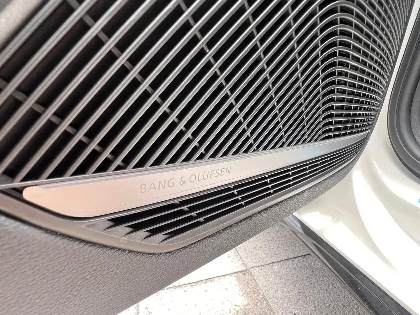 Audi A4L 2023 45 TFSI quattro Premium Dynamic Edition — миниатюра 31