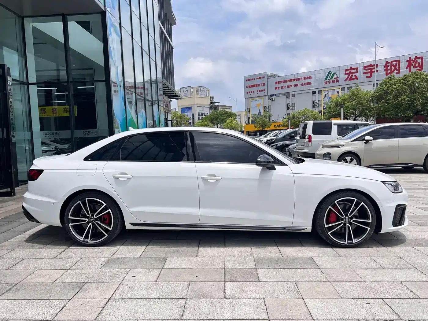 Audi A4L 2023 45 TFSI quattro Premium Dynamic Edition — миниатюра 7