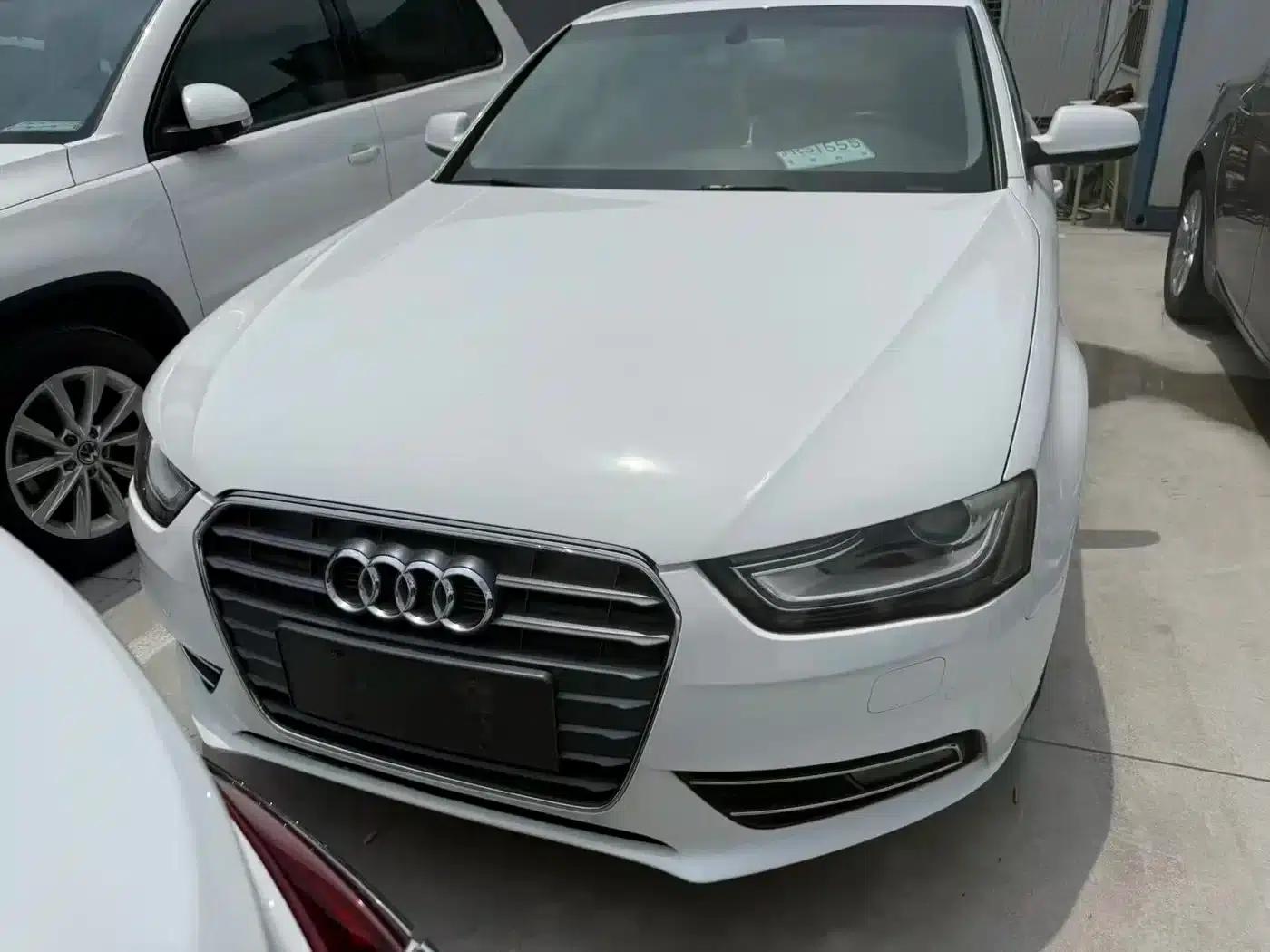 Audi A4L 2016 35 TFSI Automatic Standard Edition — миниатюра 1