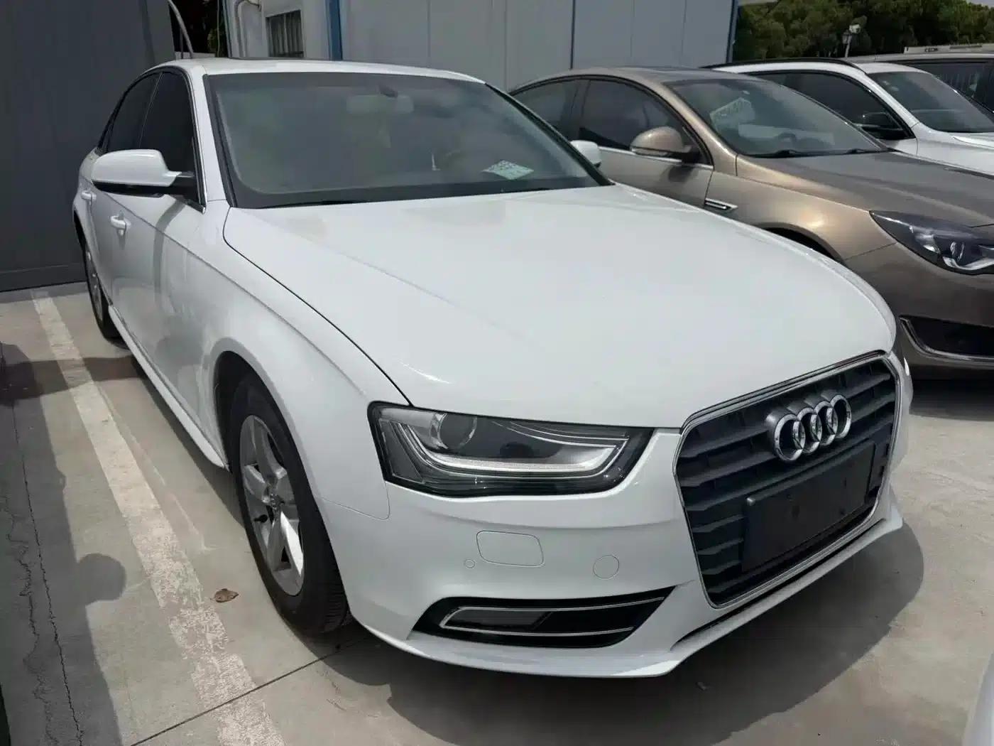 Audi A4L 2016 35 TFSI Automatic Standard Edition — миниатюра 2