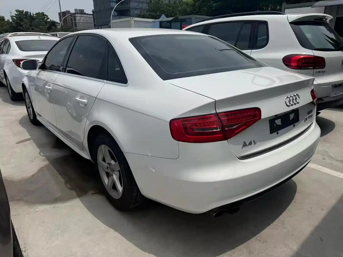 Audi A4L 2016 35 TFSI Automatic Standard Edition — миниатюра 8