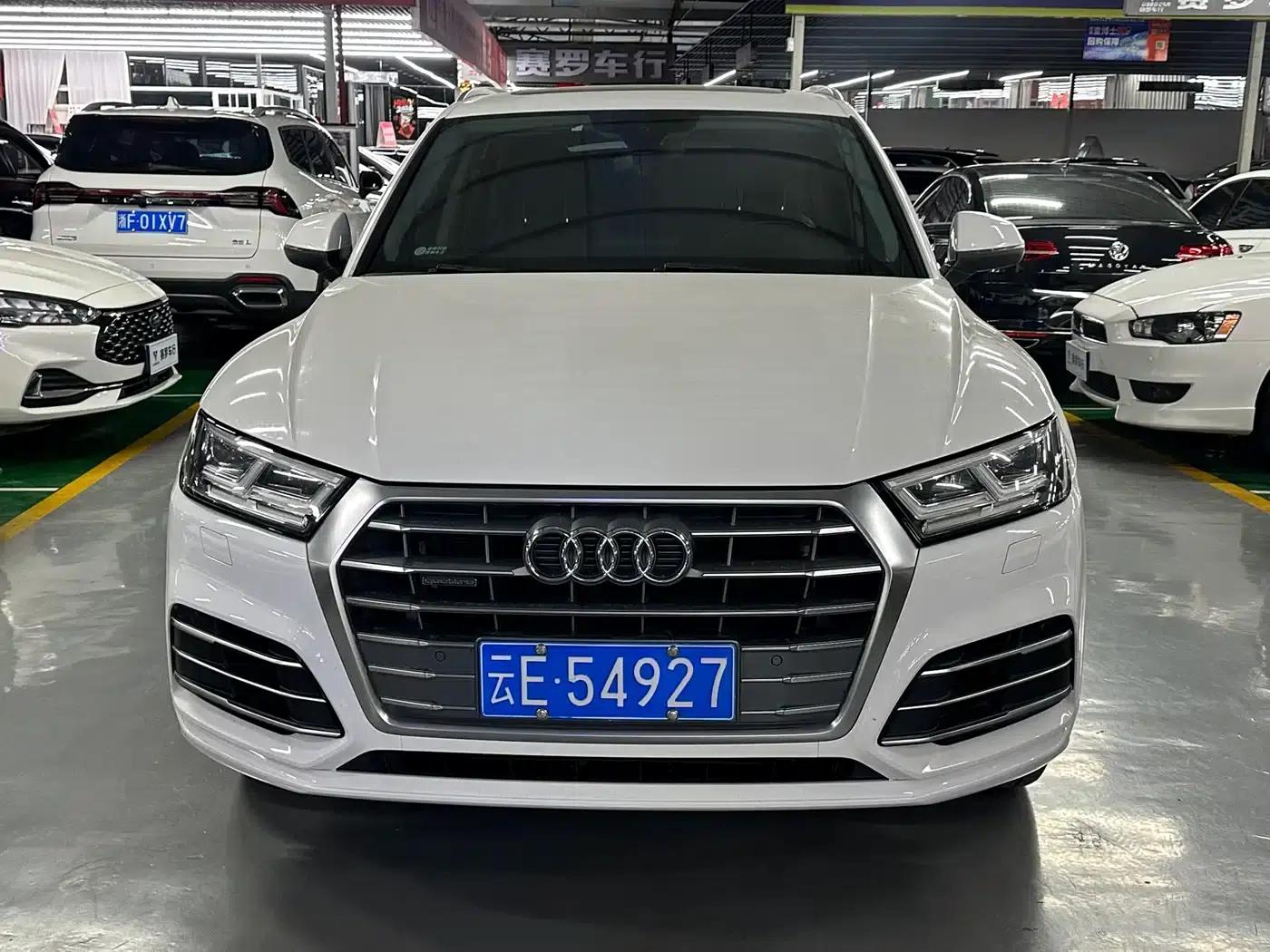 Audi Q5L 2018 40 TFSI Luxury Fashion Edition (National V Emission Standard) — миниатюра 2