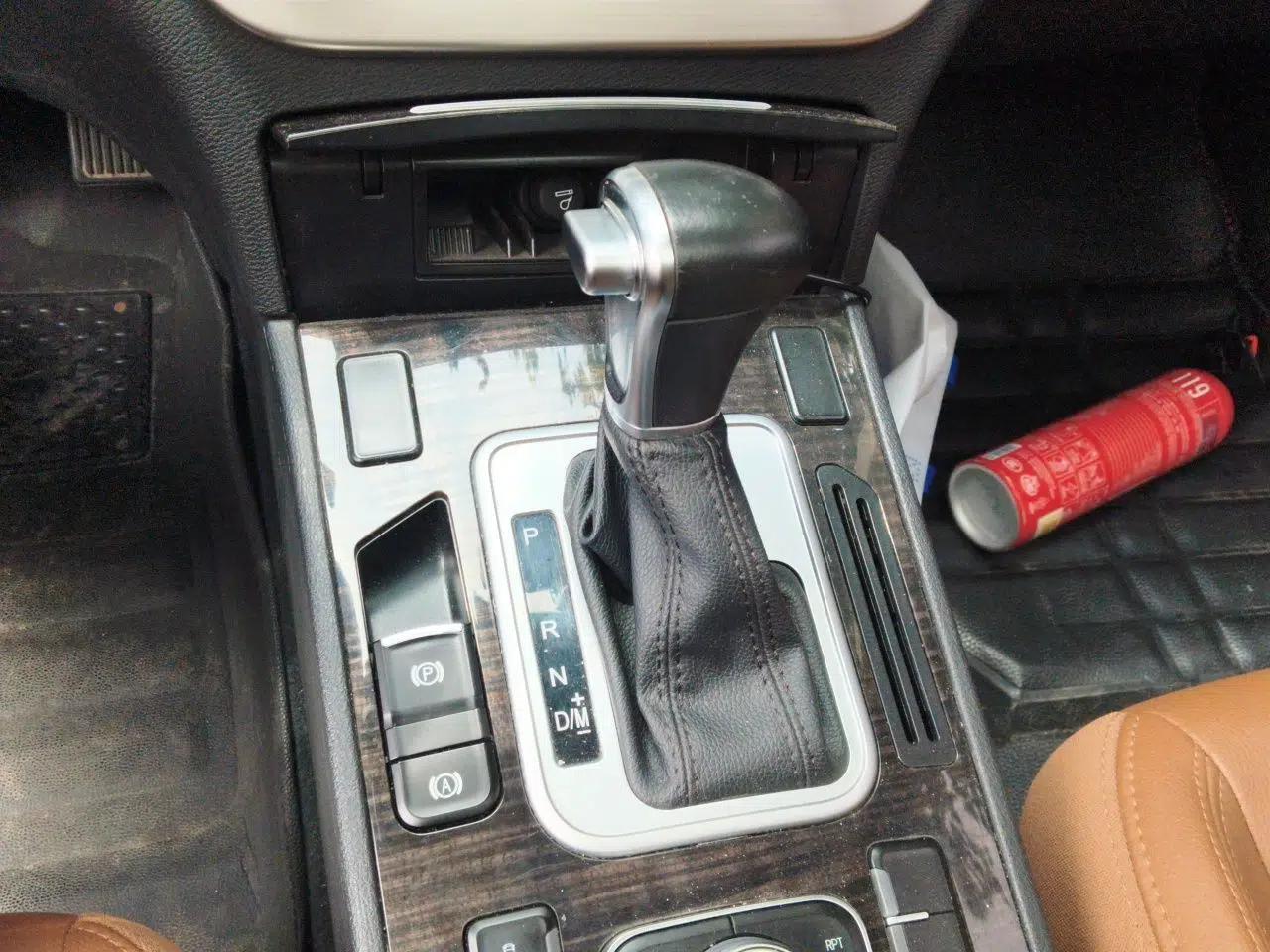 Haval H6 Coupe 2016 Blue Label 1.5T Automatic Two-Wheel Drive Urban Model — миниатюра 14