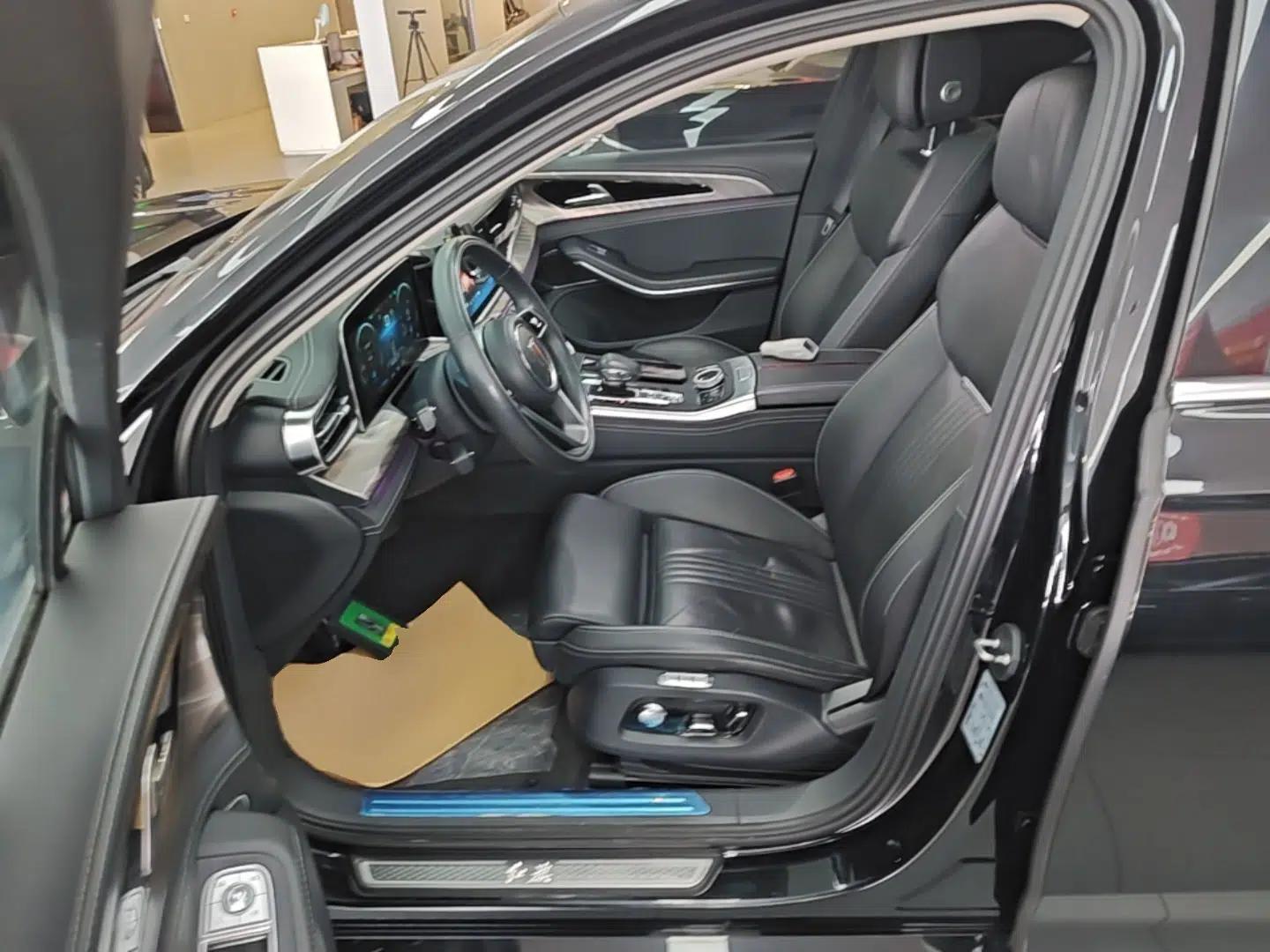 Hongqi H9 2020 2.0T Smart Connect Flagship Edition — миниатюра 17