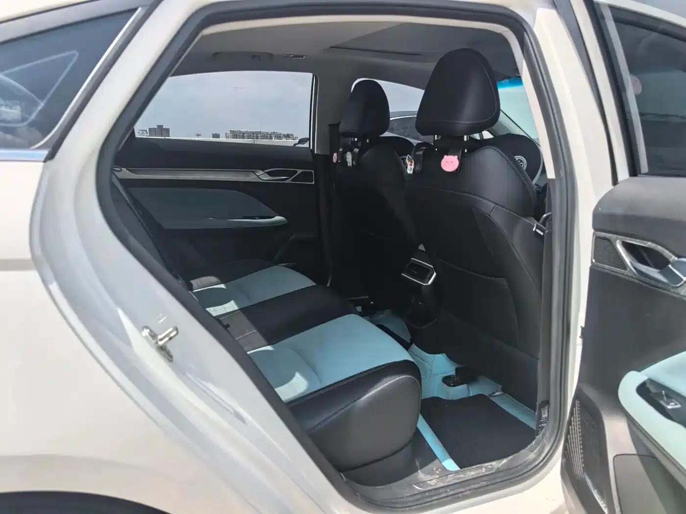 Geely Emgrand L 2022 1.4T CVT Supreme Edition — миниатюра 11