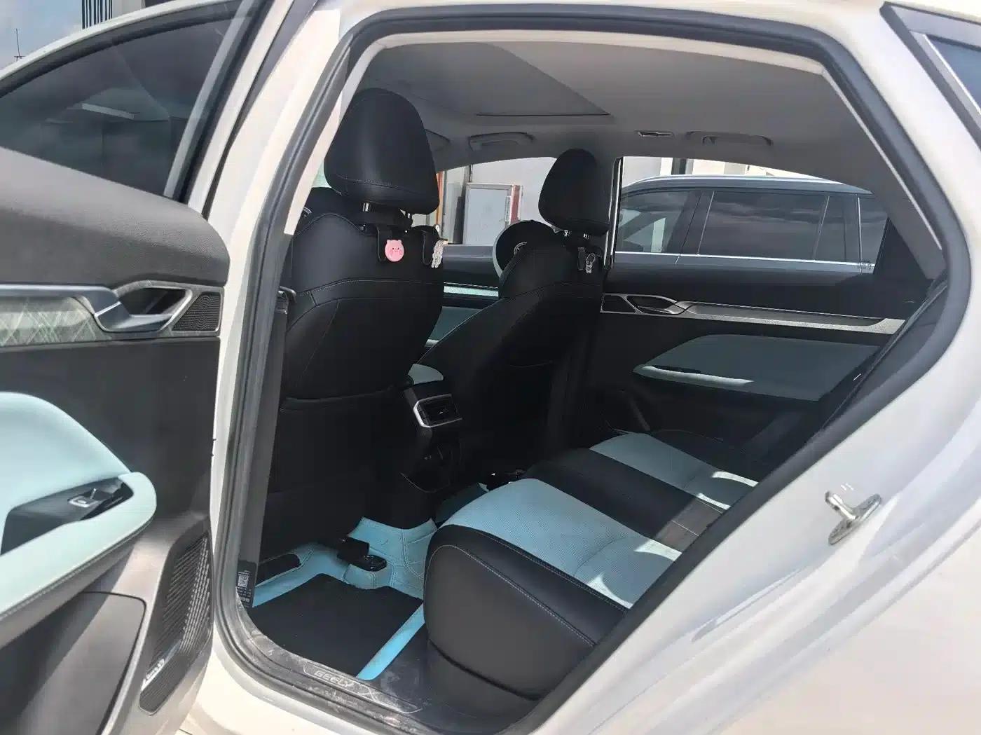 Geely Emgrand L 2022 1.4T CVT Supreme Edition — миниатюра 5