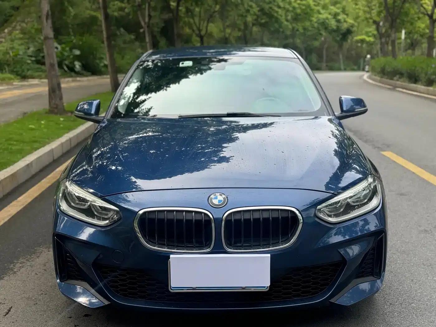 2022 BMW 1 Series 120i M Sport — миниатюра 3