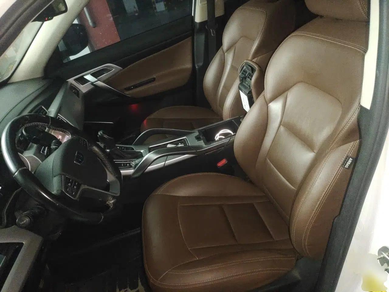Geely Auto Emgrand X7 Sport 2016 1.8TD Automatic ZhiZun Version — миниатюра 15