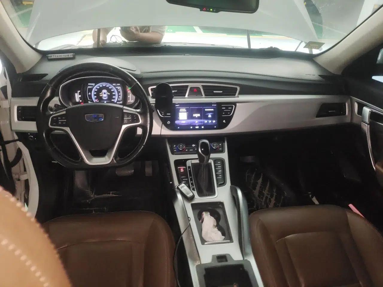 Geely Auto Emgrand X7 Sport 2016 1.8TD Automatic ZhiZun Version — миниатюра 9