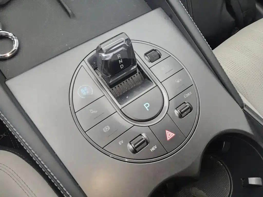 Seal 06 2024 DM-i 120KM Premium Edition — миниатюра 14