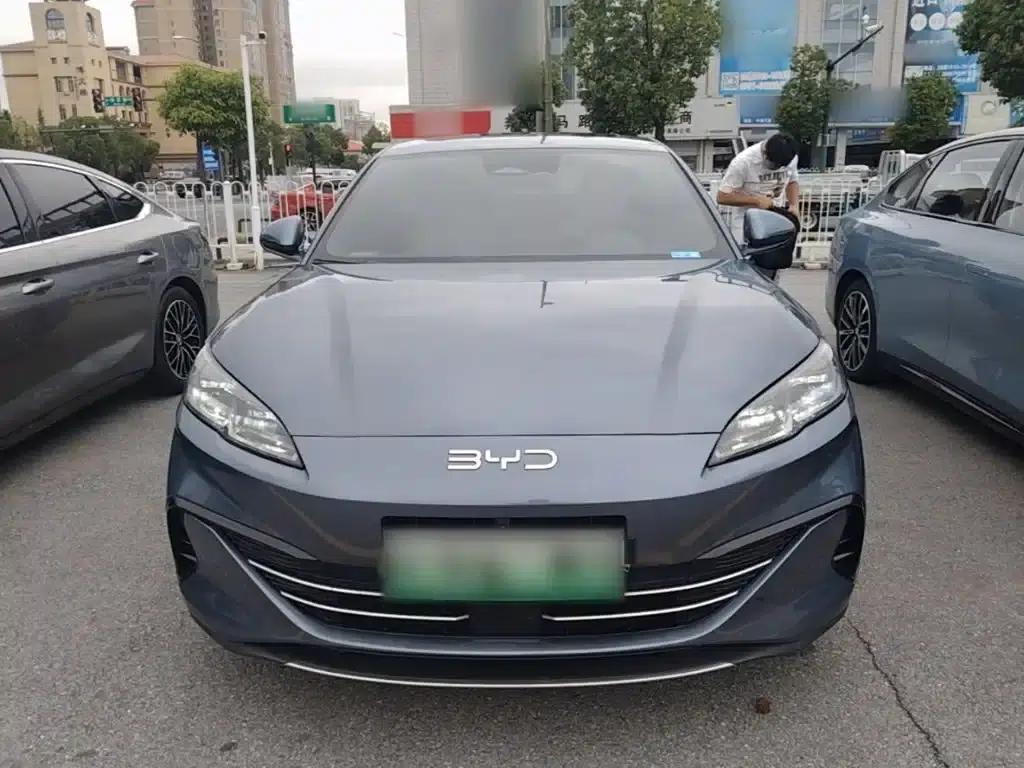 Seal 06 2024 DM-i 120KM Premium Edition — миниатюра 3