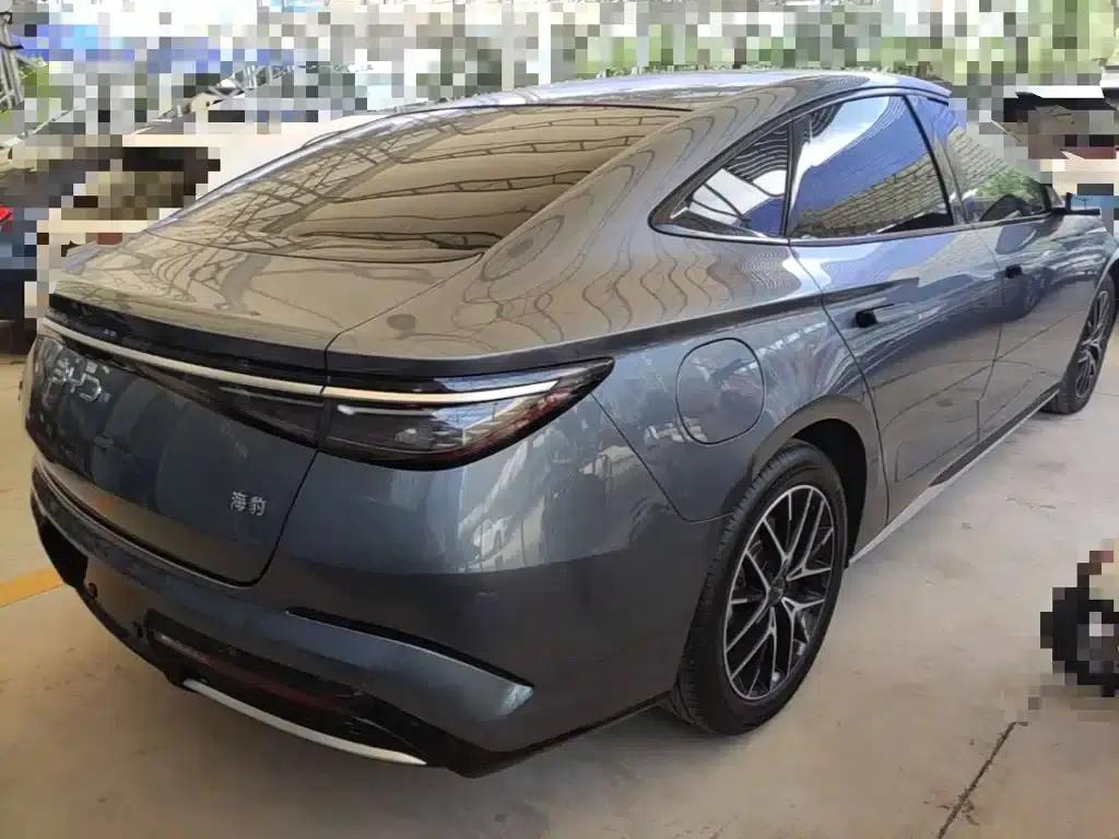 Seal 2024 Glory Edition DM-i 1.5L 121km Luxury — миниатюра 7