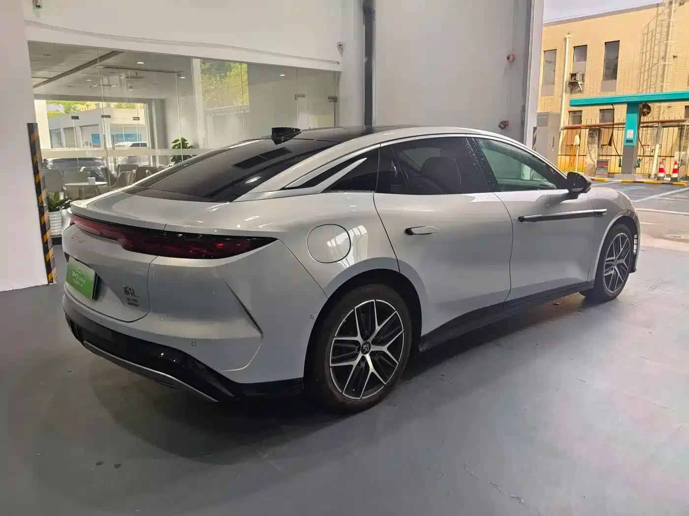 Han L 2025 EV All-Wheel Drive LiDAR Flagship Edition — миниатюра 6