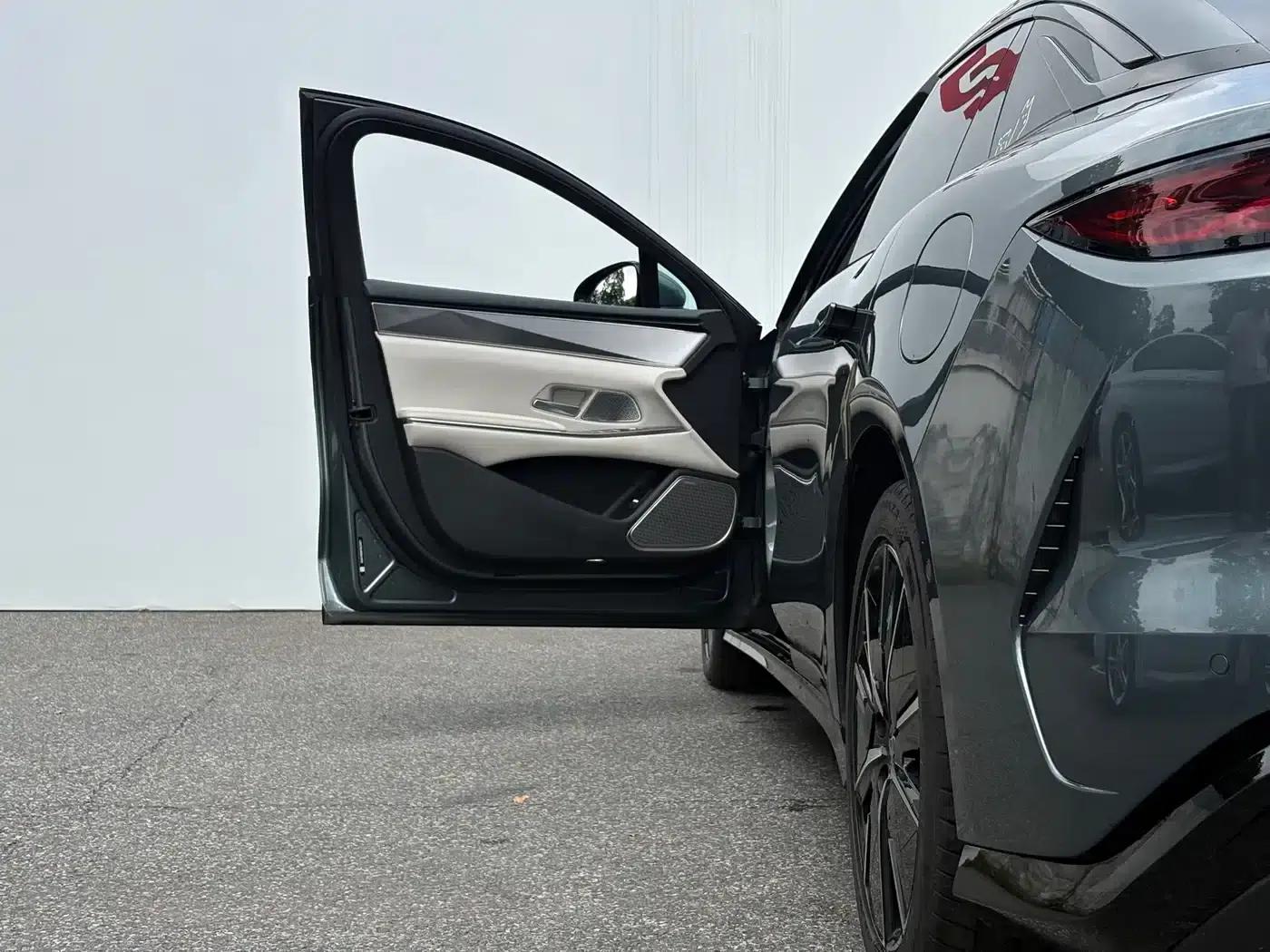 Han L 2025 DM-i 200KM LiDAR Premium Edition — миниатюра 18