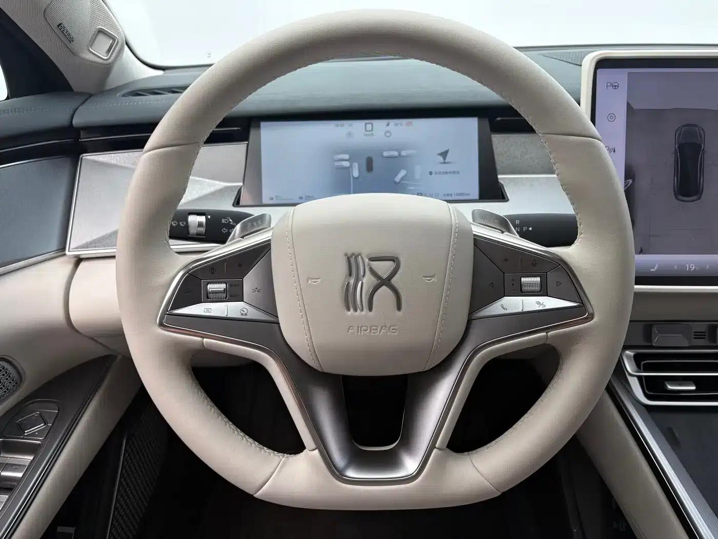 Han L 2025 DM-i 200KM LiDAR Premium Edition — миниатюра 9