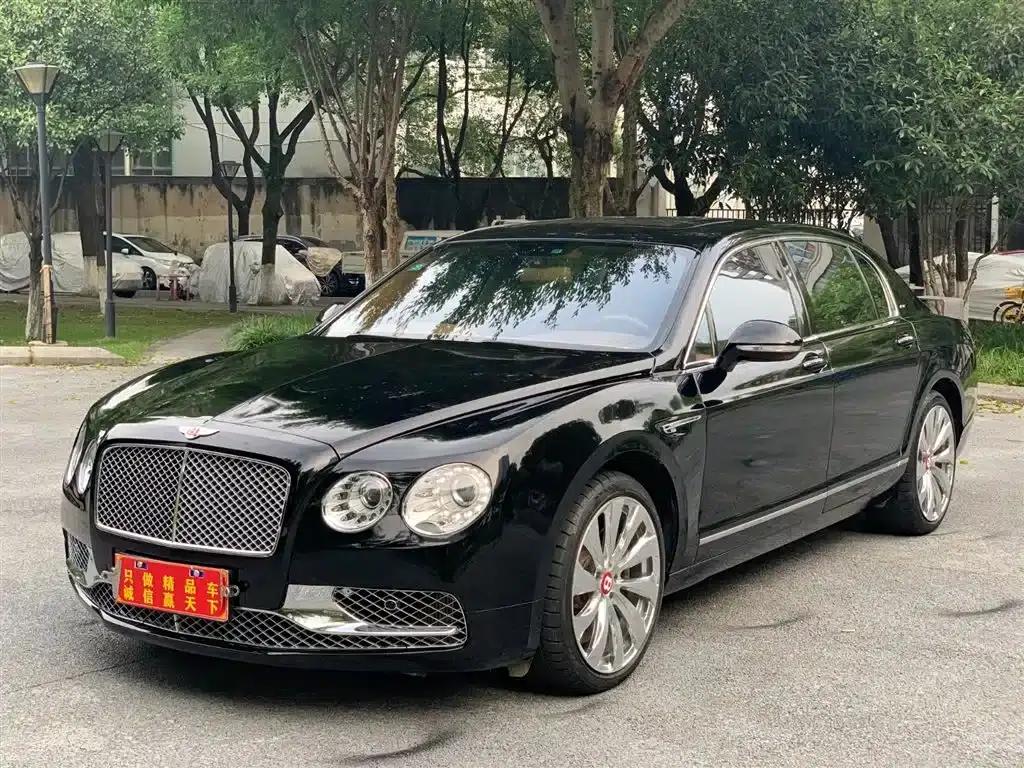 2010 Flying Spur 6.0T Four-Seater — миниатюра 1