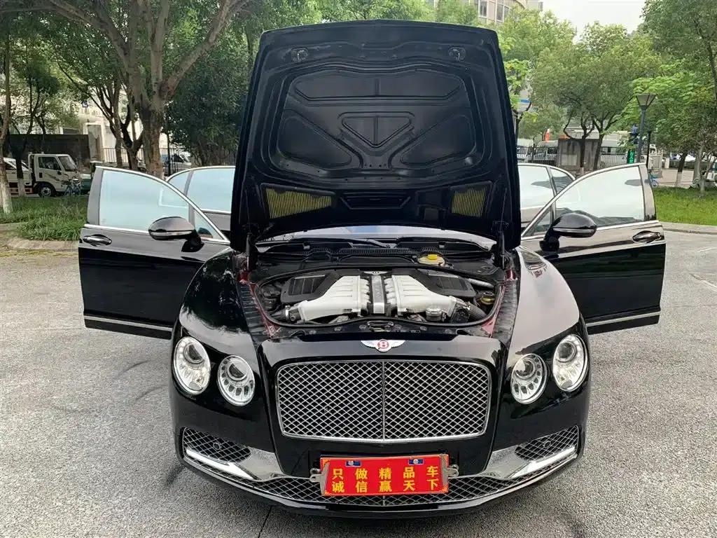 2010 Flying Spur 6.0T Four-Seater — миниатюра 17