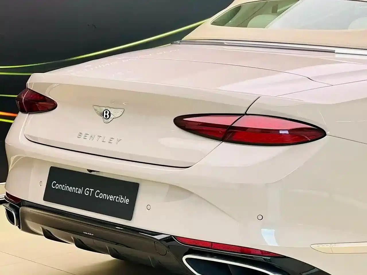2026 Continental 4.0T Automatic — миниатюра 8
