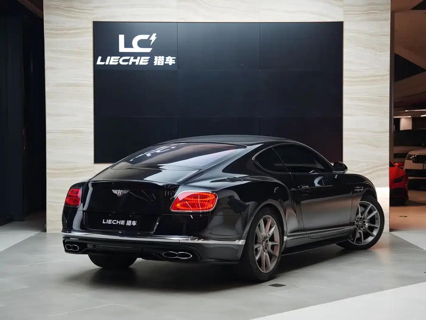 2017 Continental 4.0T GT V8 S Standard Edition — миниатюра 16