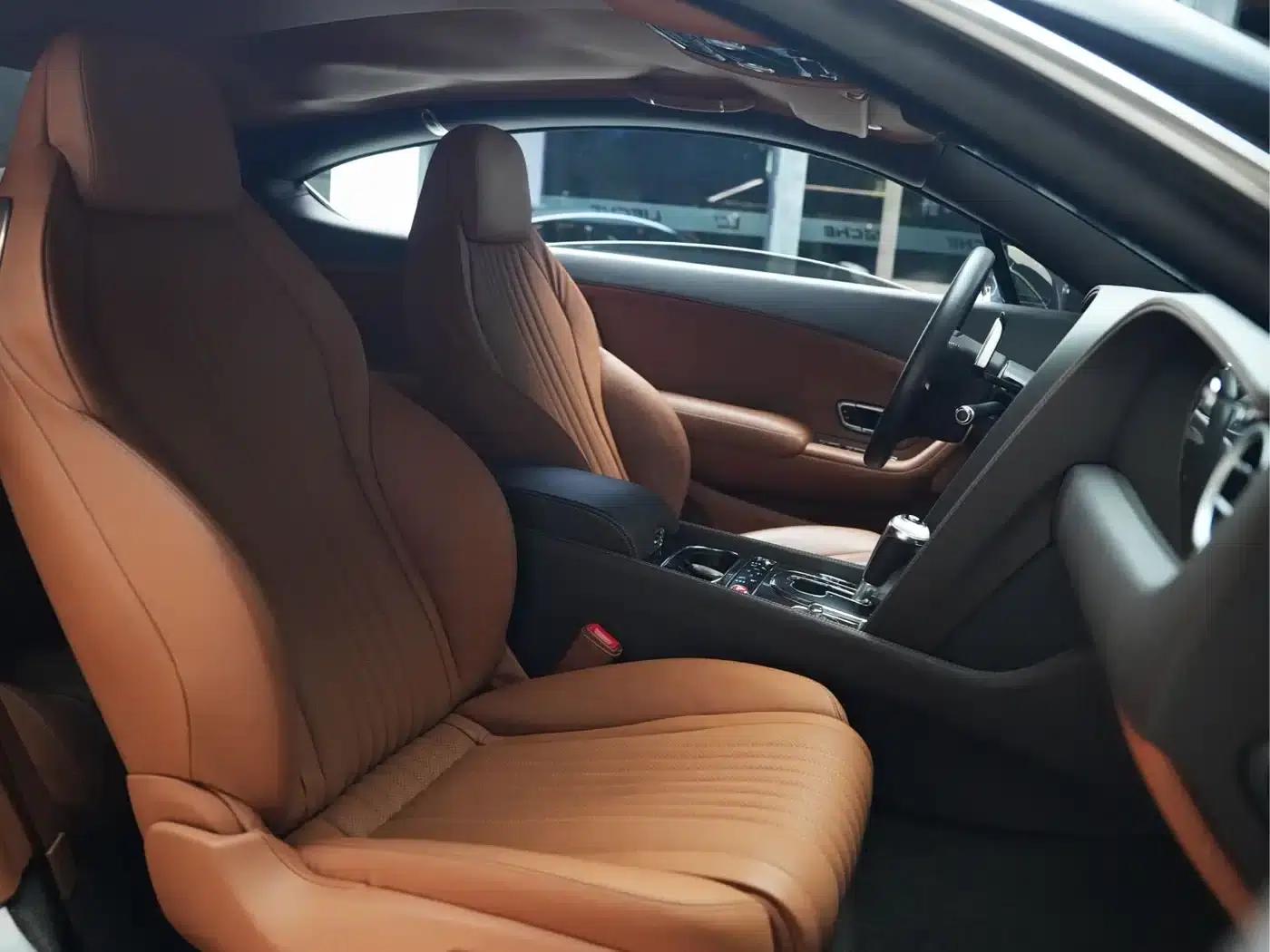 2017 Continental 4.0T GT V8 S Standard Edition — миниатюра 10