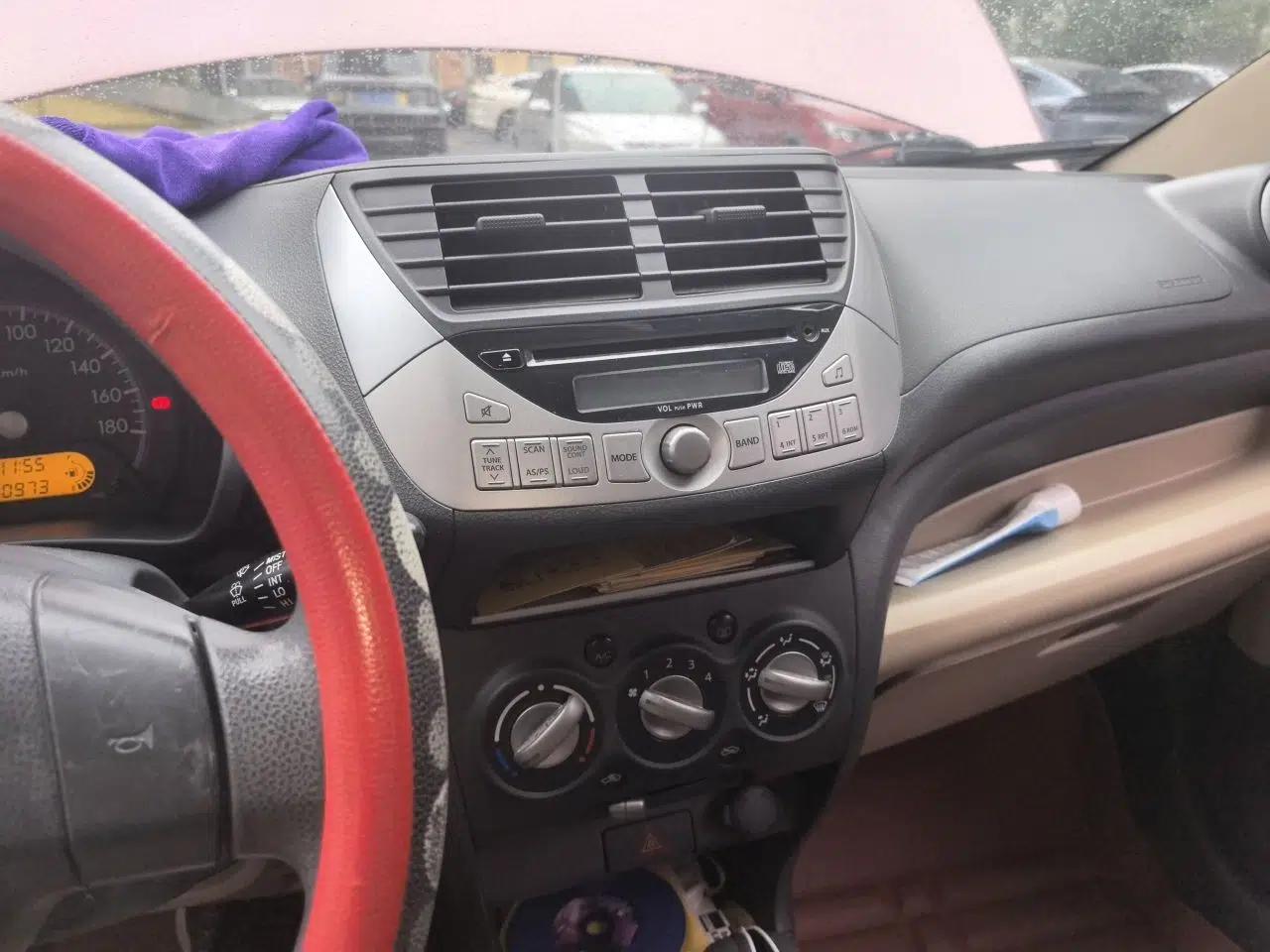 Suzuki Alto 2009 1.0L Automatic Luxury Version — миниатюра 13