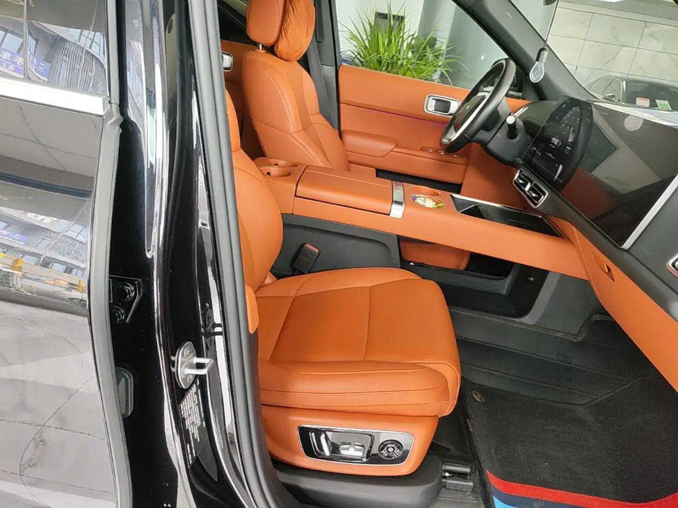 Li Auto L8 2023 Pro Model — миниатюра 19