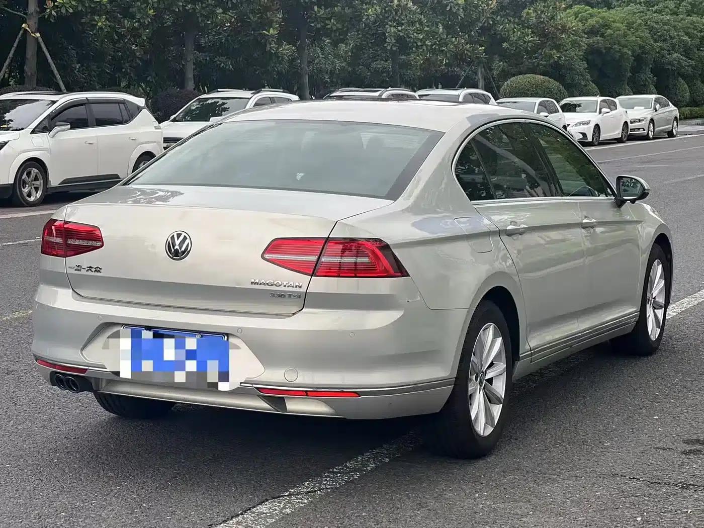 2017 Volkswagen Magotan 330TSI DSG Leading Edition — миниатюра 8