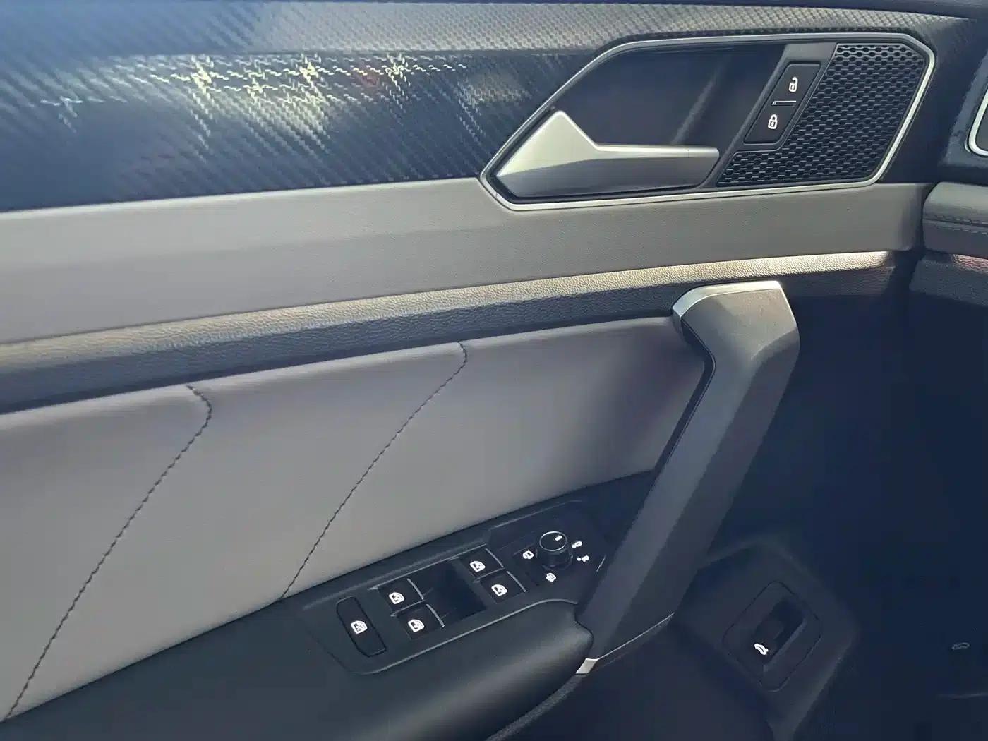 Tayron 2023 280TSI 2WD Luxury Plus Advanced Edition — миниатюра 20
