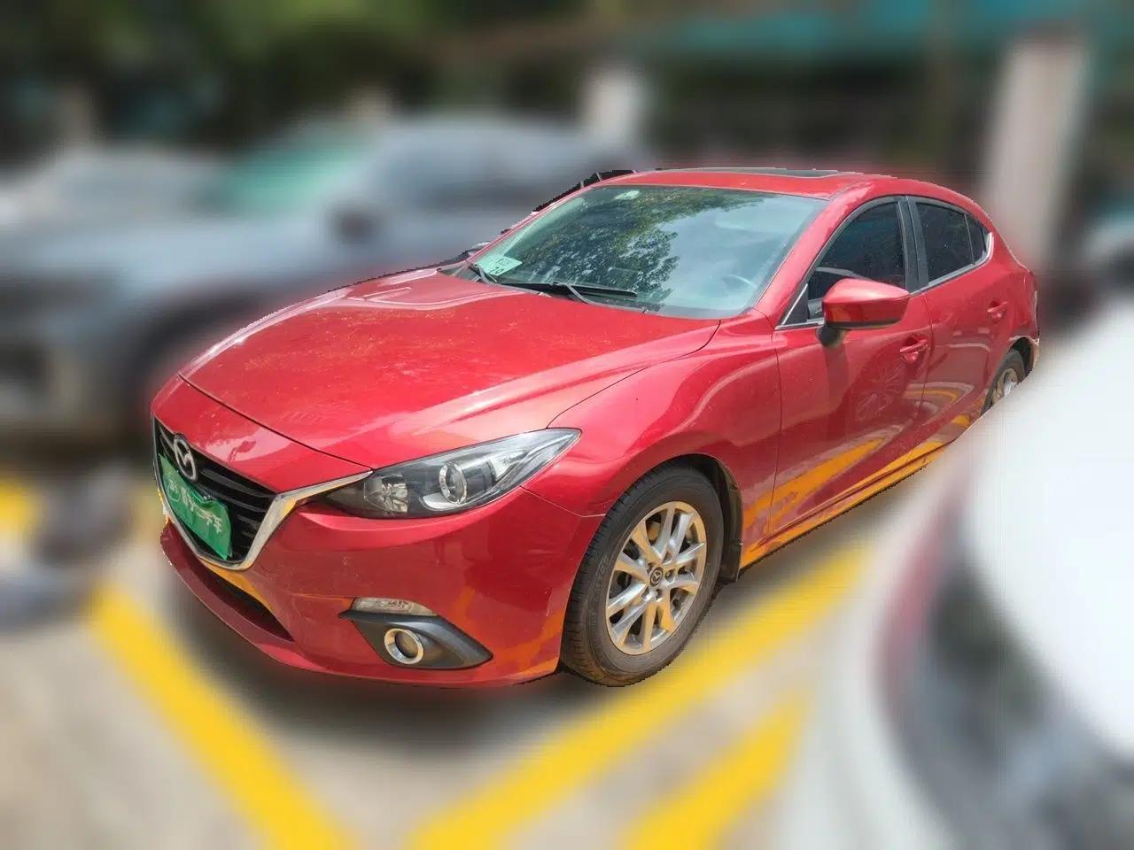 Mazda 3 Axela 2014 Hatchback 1.5L Automatic Prestige Model — миниатюра 1