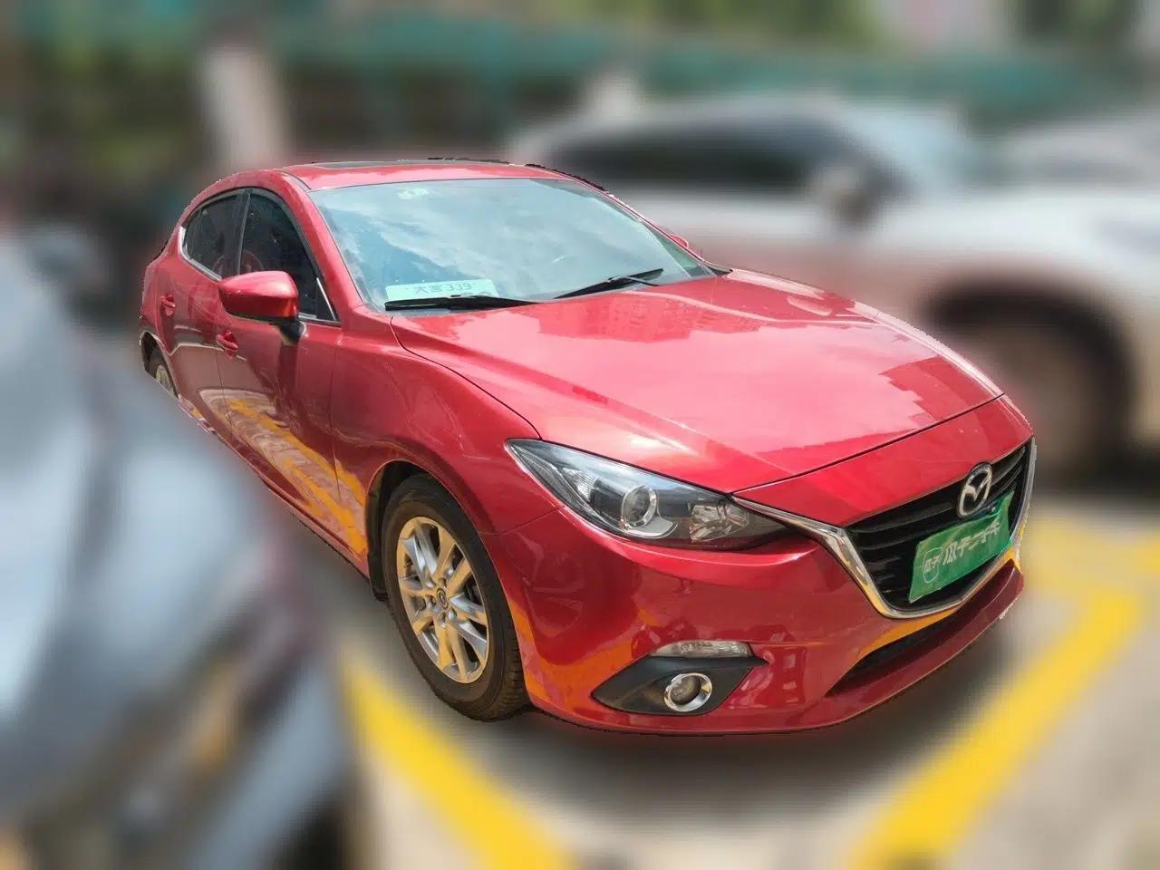 Mazda 3 Axela 2014 Hatchback 1.5L Automatic Prestige Model — миниатюра 3