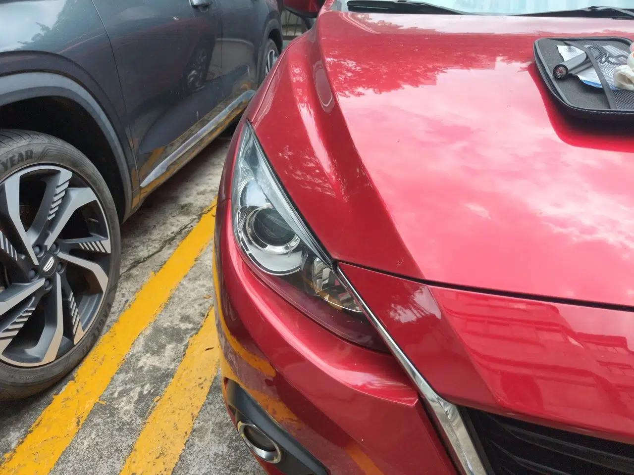 Mazda 3 Axela 2014 Hatchback 1.5L Automatic Prestige Model — миниатюра 7