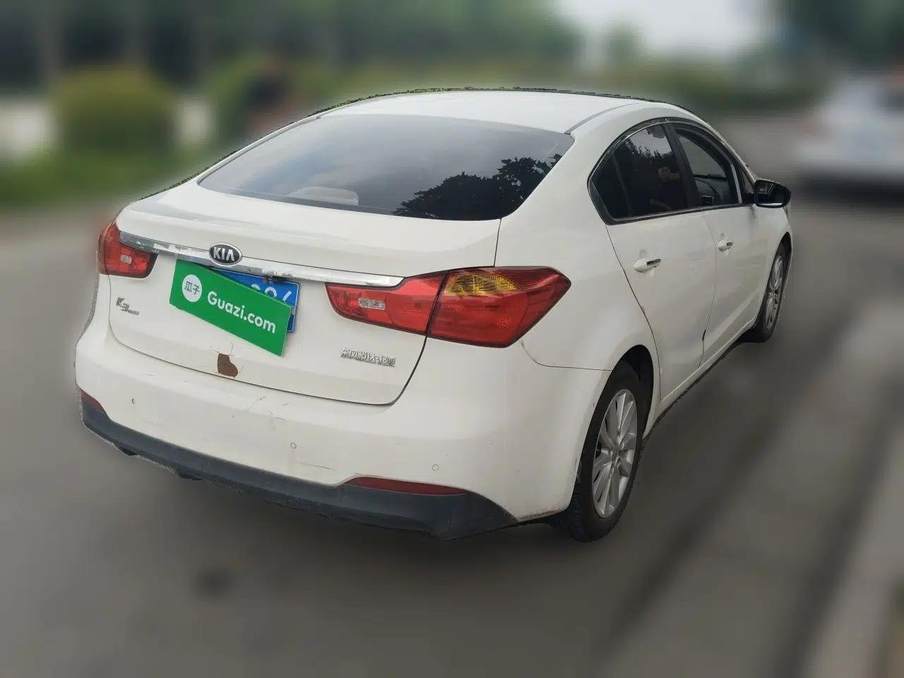 Kia K3 2013 1.6L Automatic GLS — миниатюра 6