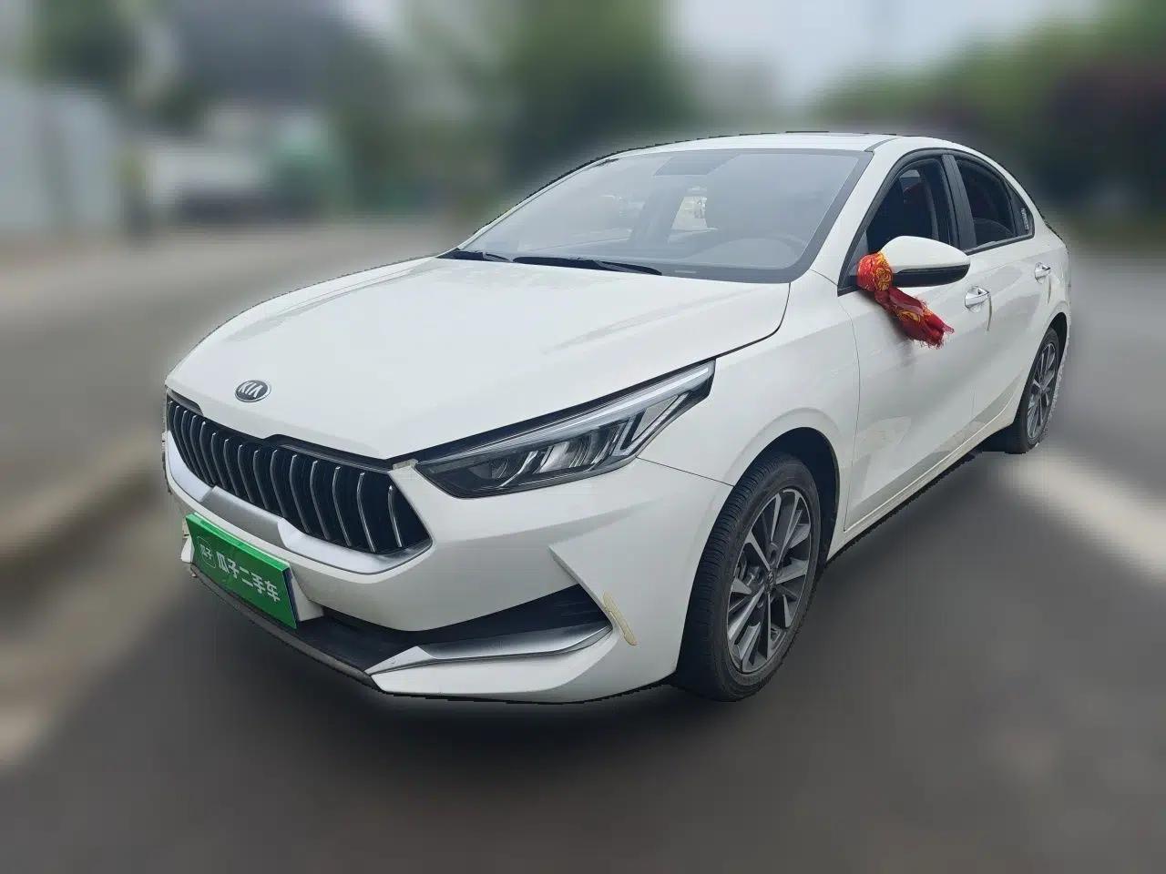 Kia K3 2021 1.5L CVT Fashion Edition — миниатюра 1