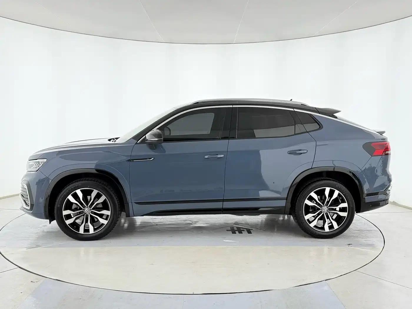 Tayron X 2020 380TSI AWD Premium Intelligent Edition — миниатюра 3