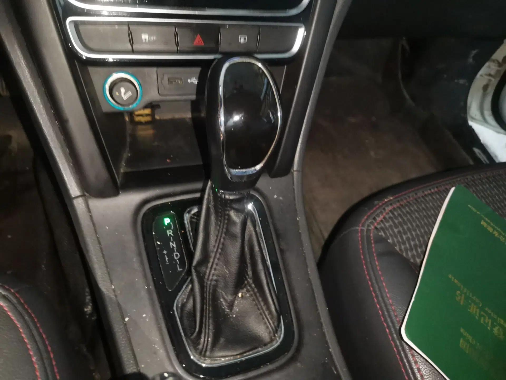 Chery Tiggo 3 2016 1.6L CVT ZhiShang Edition — миниатюра 14