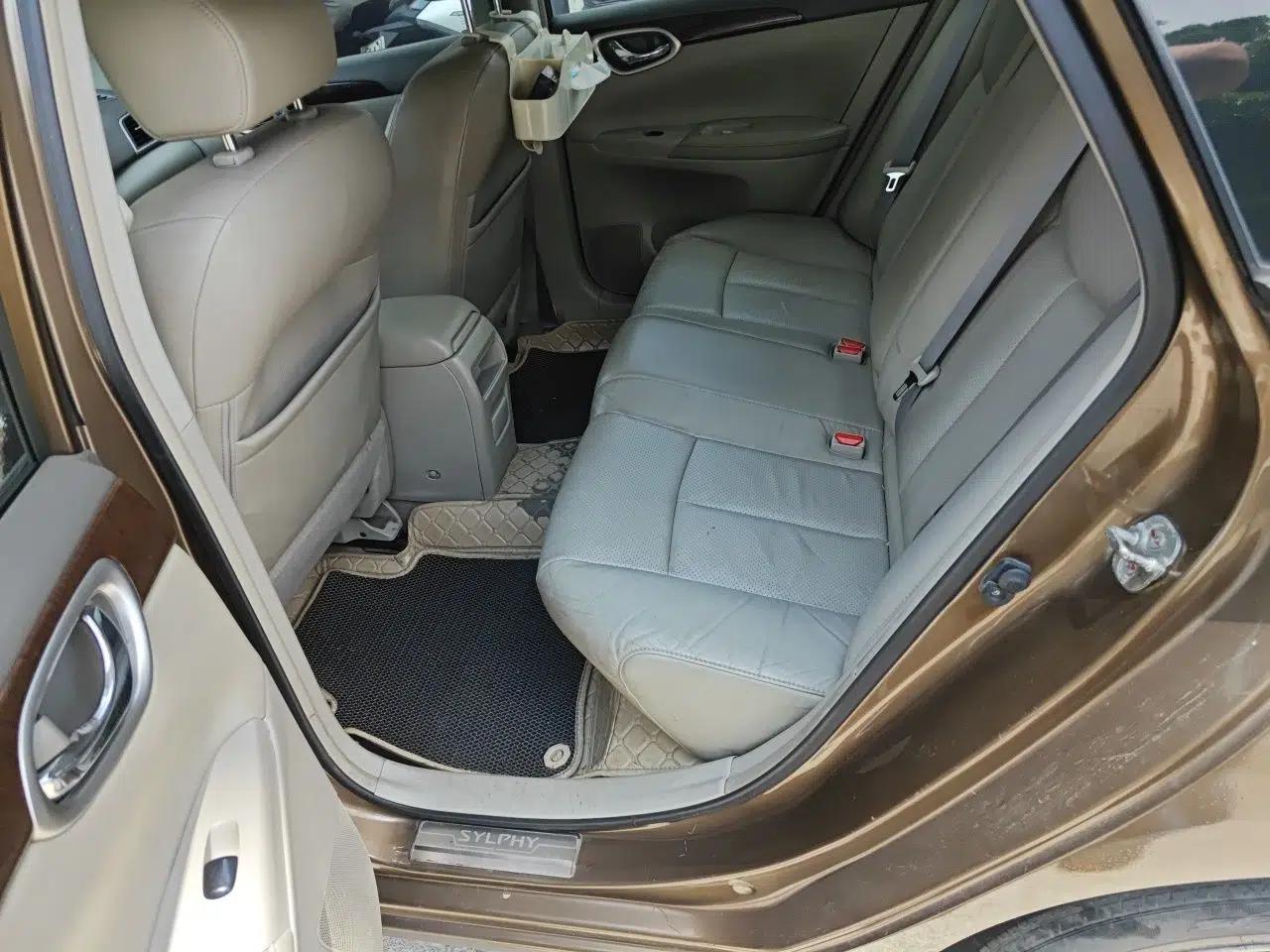 Nissan Sylphy 2012 1.6 XL CVT Luxury Edition — миниатюра 17