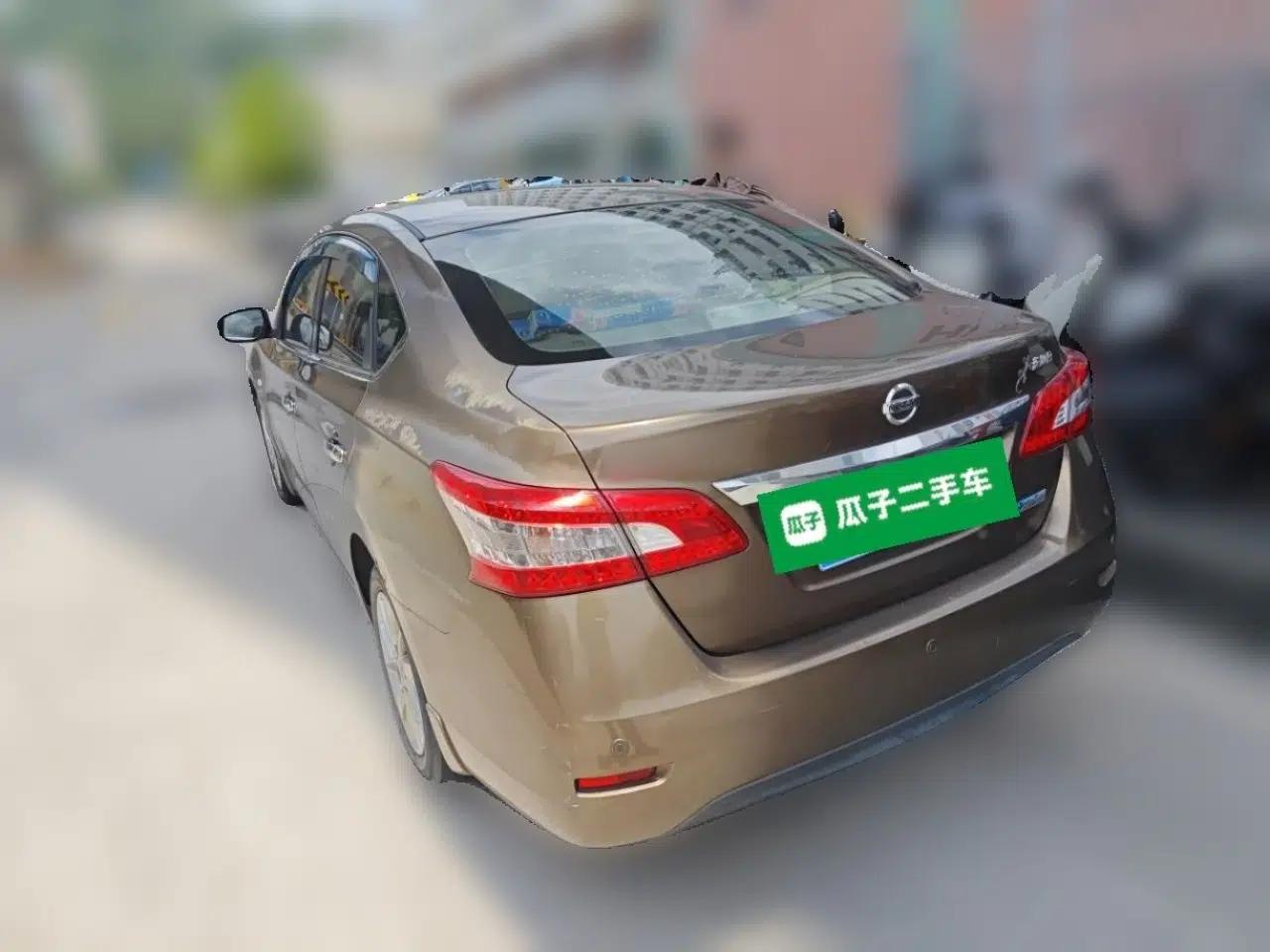 Nissan Sylphy 2012 1.6 XL CVT Luxury Edition — миниатюра 4