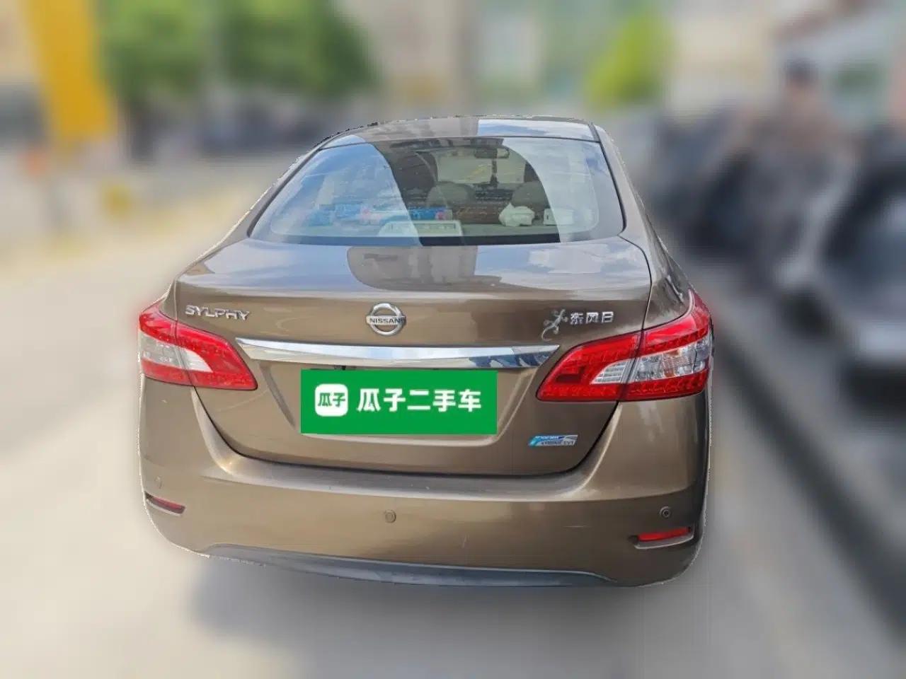 Nissan Sylphy 2012 1.6 XL CVT Luxury Edition — миниатюра 5