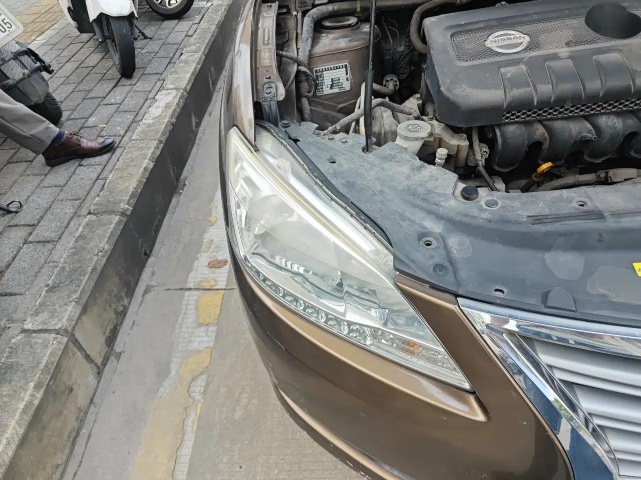 Nissan Sylphy 2012 1.6 XL CVT Luxury Edition — миниатюра 7