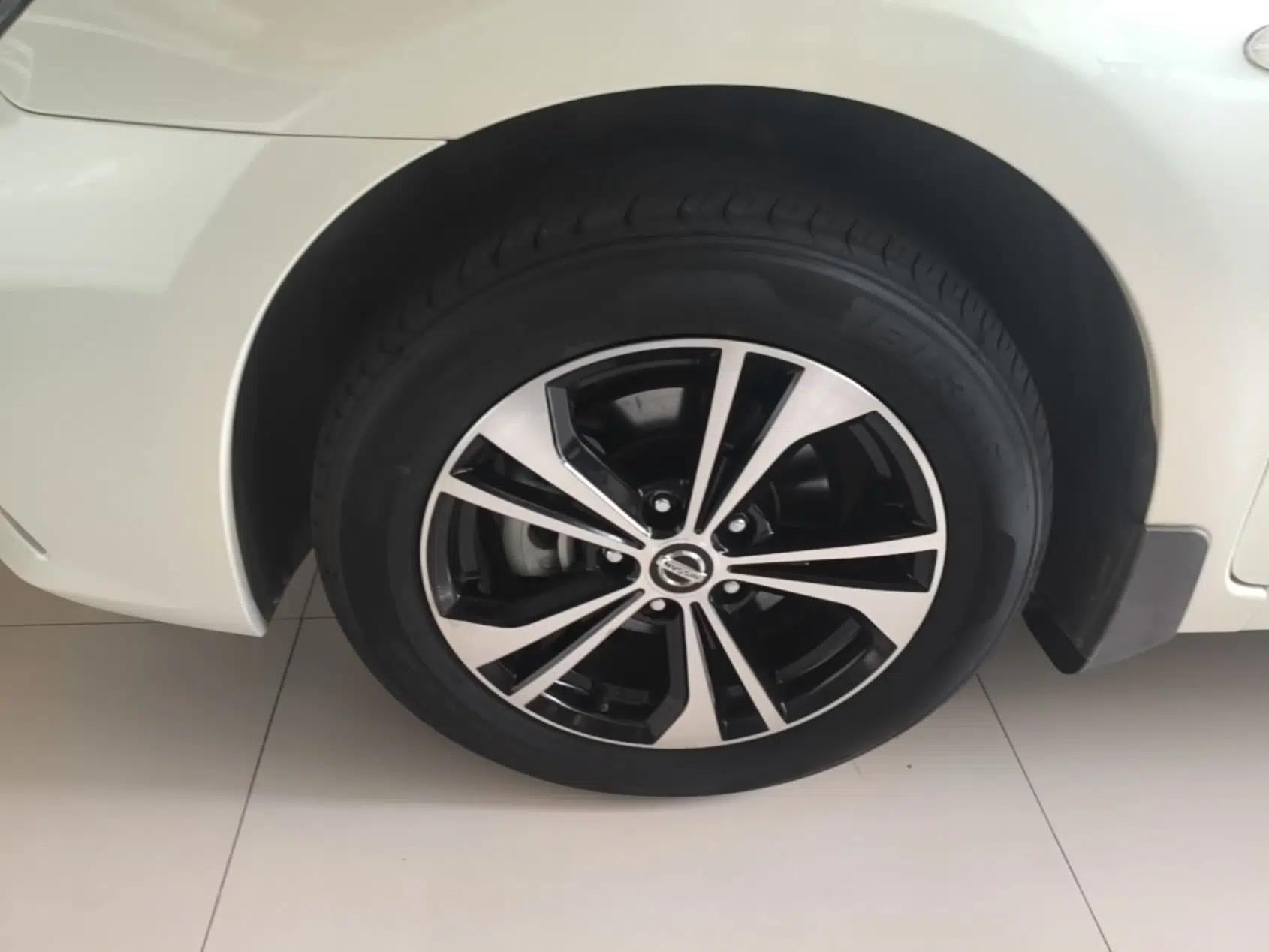 Nissan Sylphy 2021 Classic 1.6XE CVT Comfort Edition — миниатюра 10